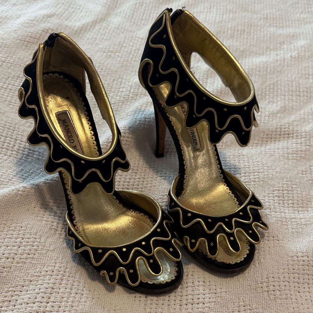 Manolo Blahnik Black And Gold Ruffle Heels